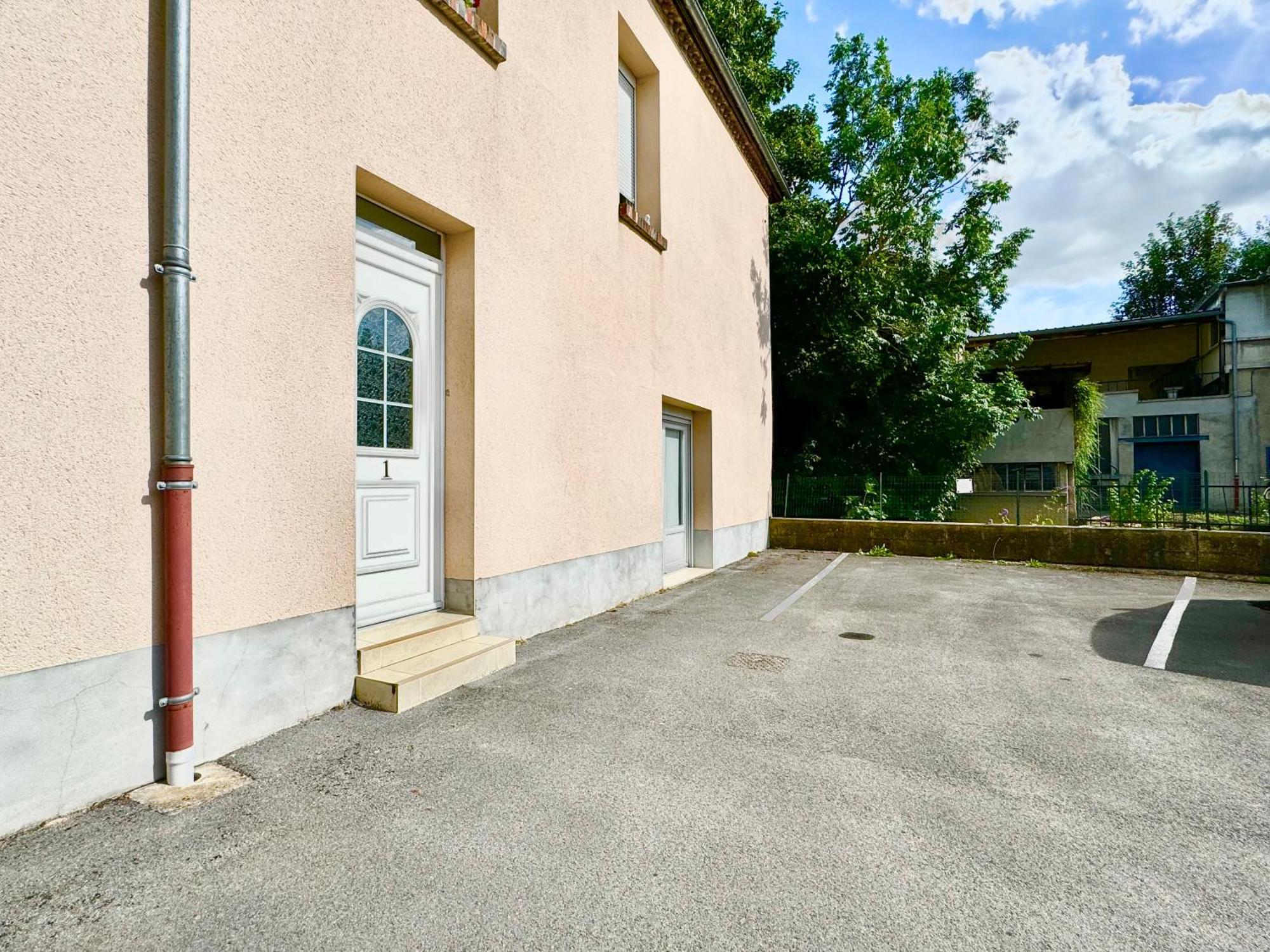 Le Cubry : Appart Hyper-Centre Avec Une Place De Parking Épernay Esterno foto